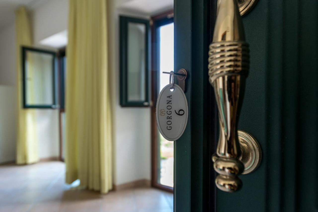 Le Vecchie Scuole * Campiglia Marittima